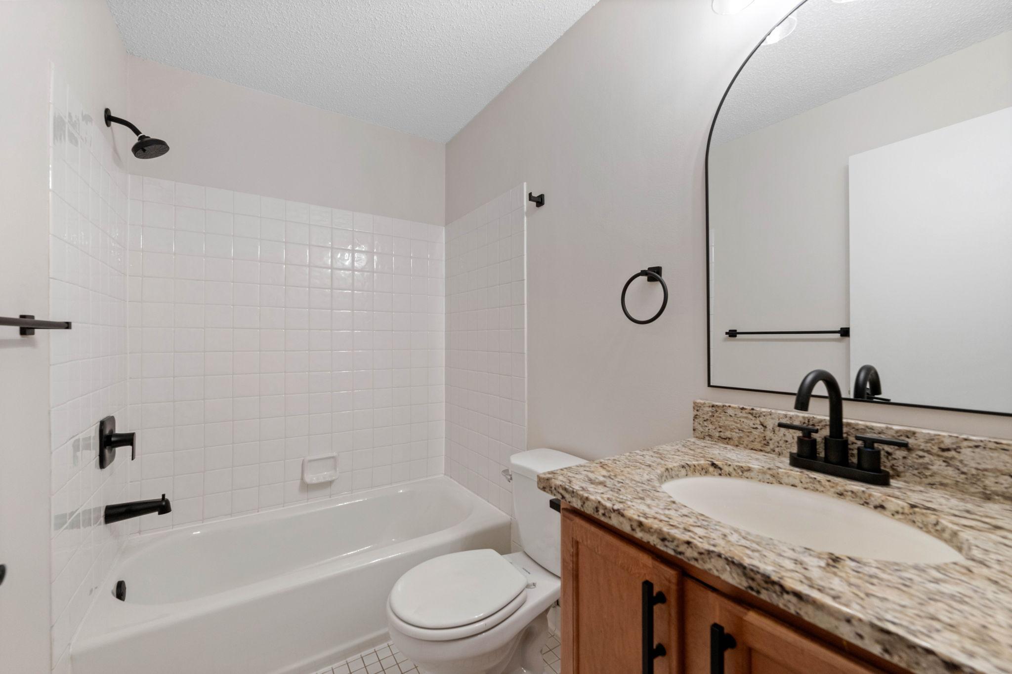 3540 Hennepin Avenue S Unit: 218