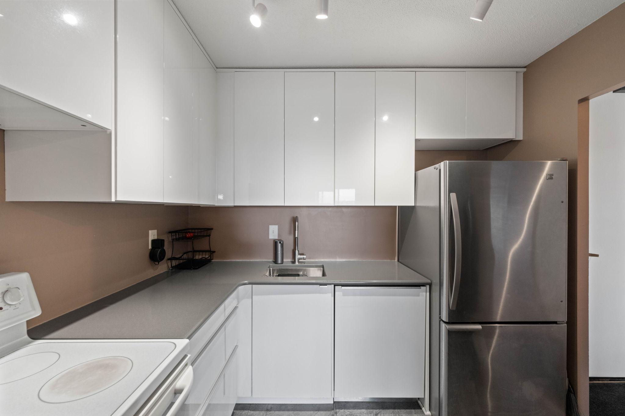 400 Groveland Avenue Unit: 1208