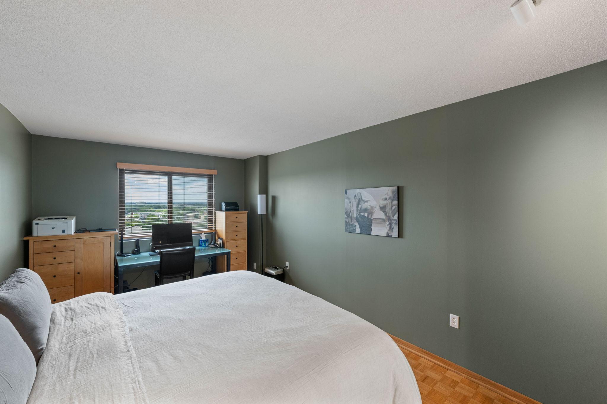 400 Groveland Avenue Unit: 1208