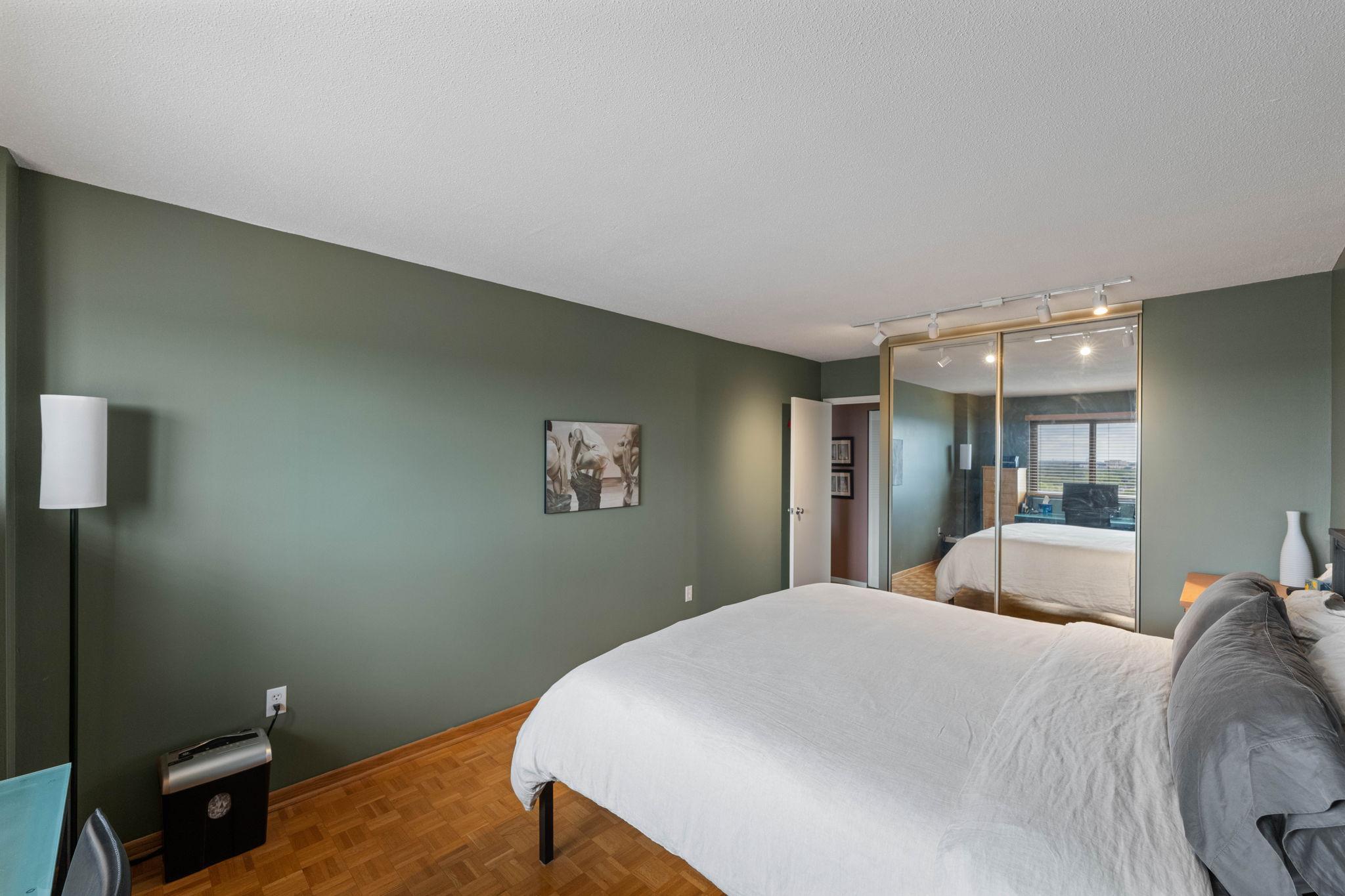 400 Groveland Avenue Unit: 1208