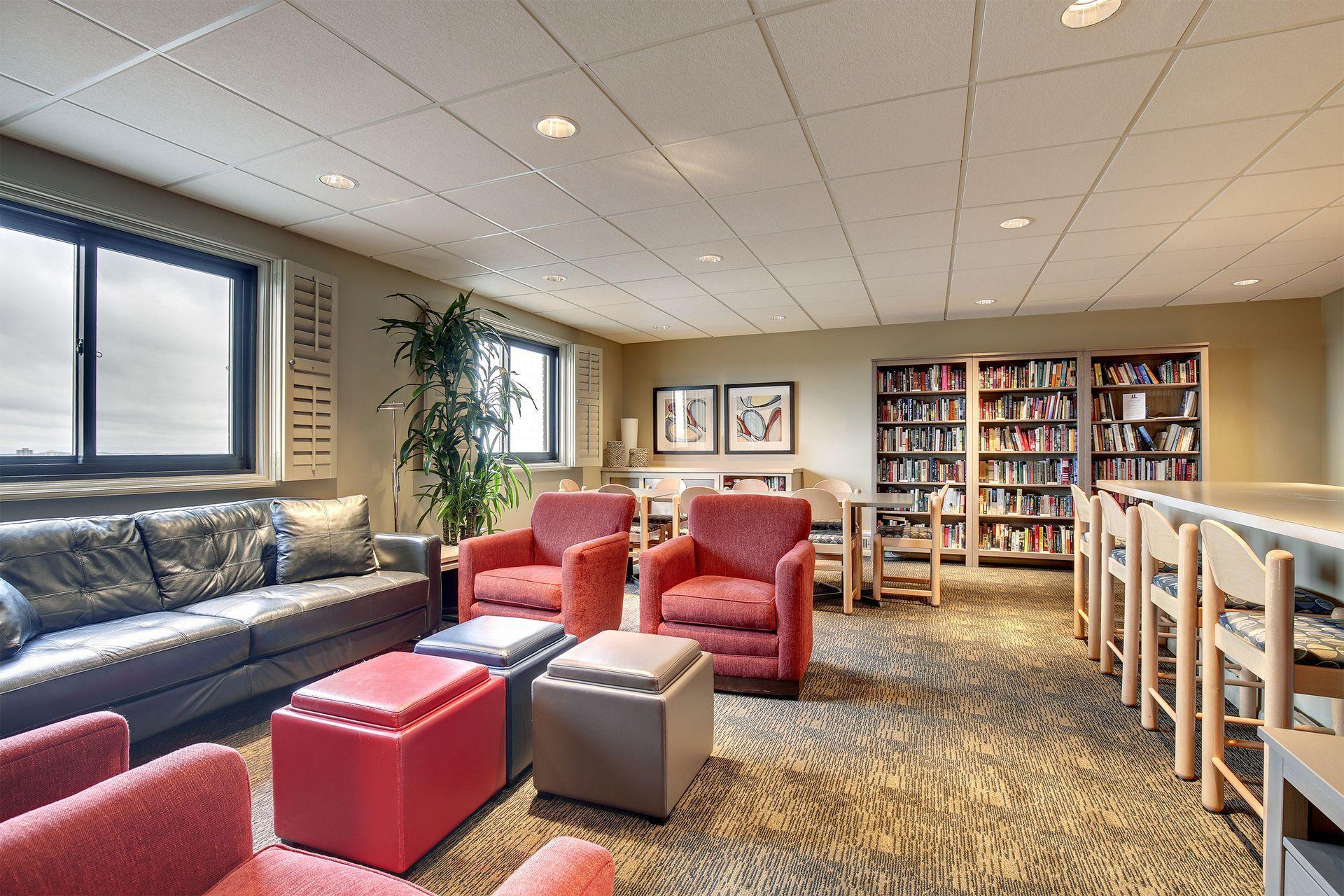 400 Groveland Avenue Unit: 1208