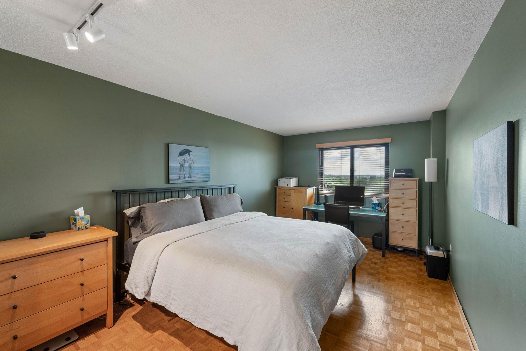 400 Groveland Avenue Unit: 1208