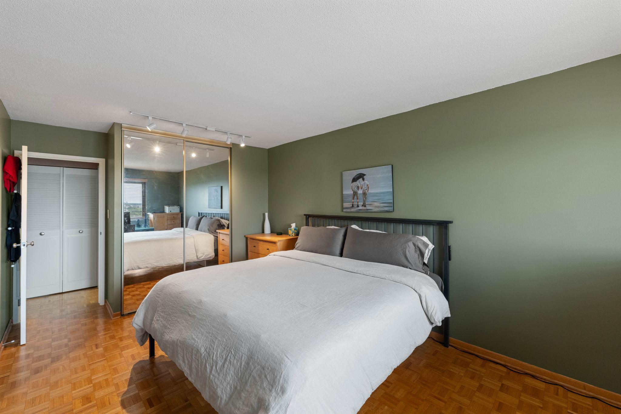400 Groveland Avenue Unit: 1208