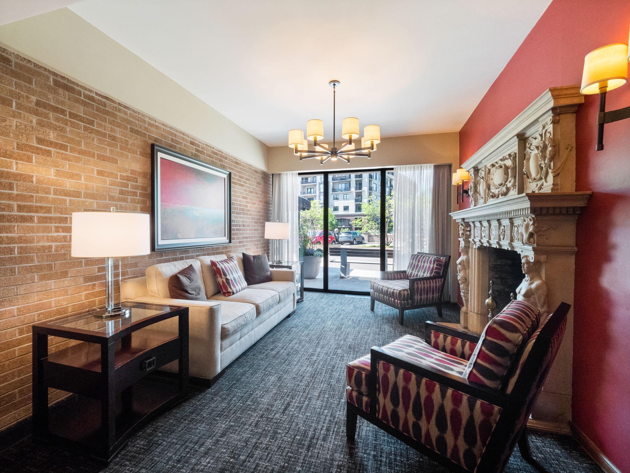 400 Groveland Avenue Unit: 1208