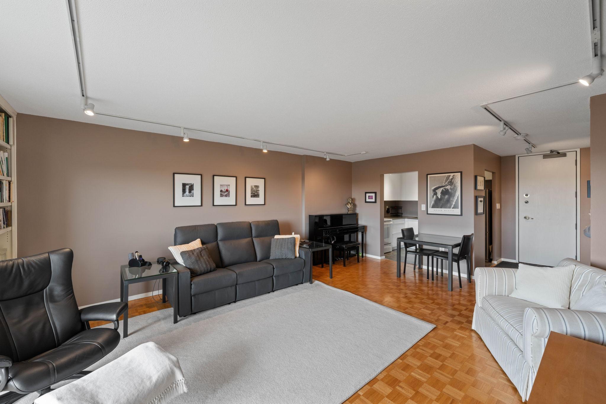 400 Groveland Avenue Unit: 1208