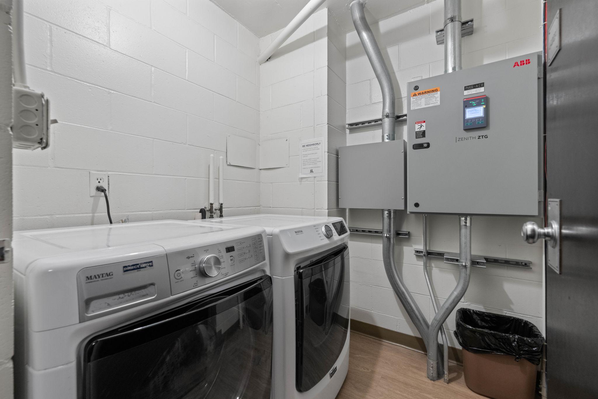 400 Groveland Avenue Unit: 1208