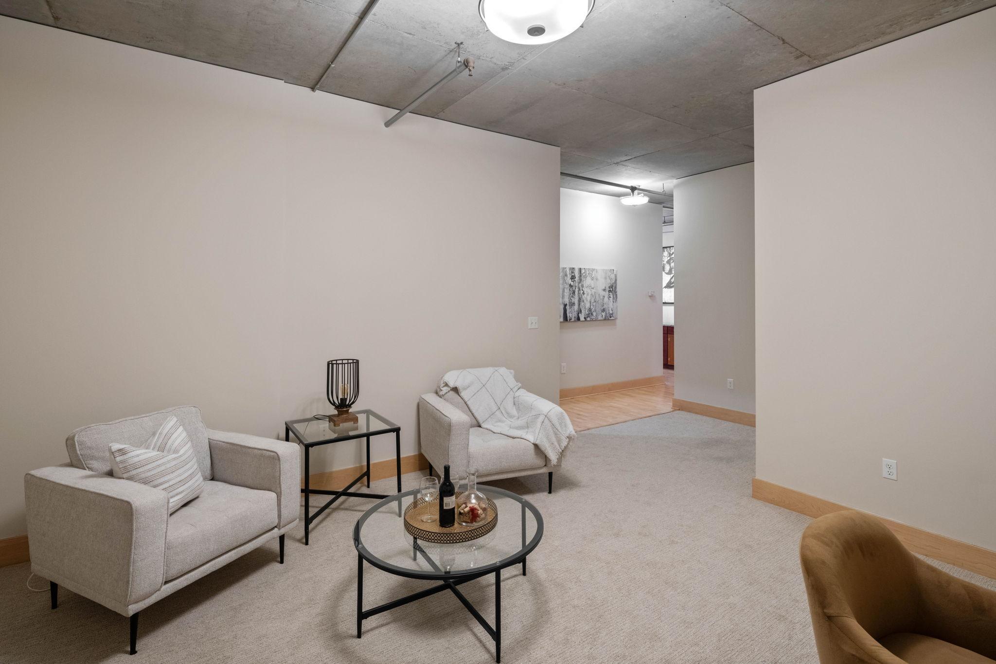 150 2nd Street NE Unit: B413