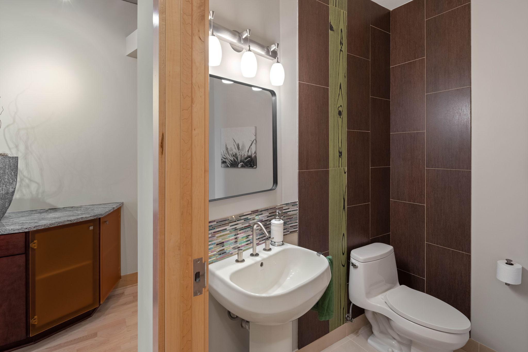 150 2nd Street NE Unit: B413