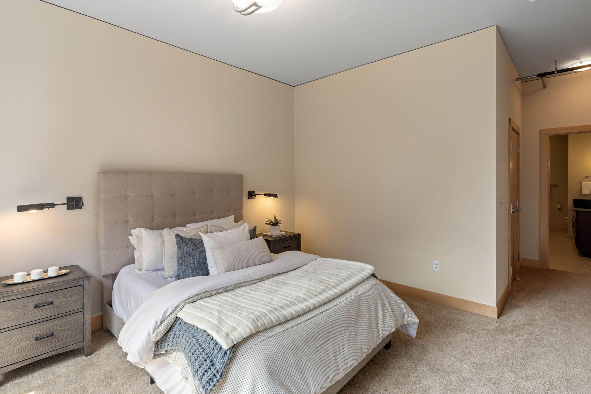 150 2nd Street NE Unit: B413