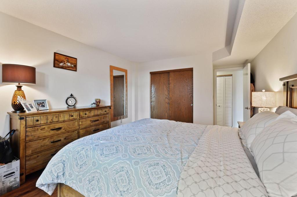 121 Washington Avenue S Unit: 305