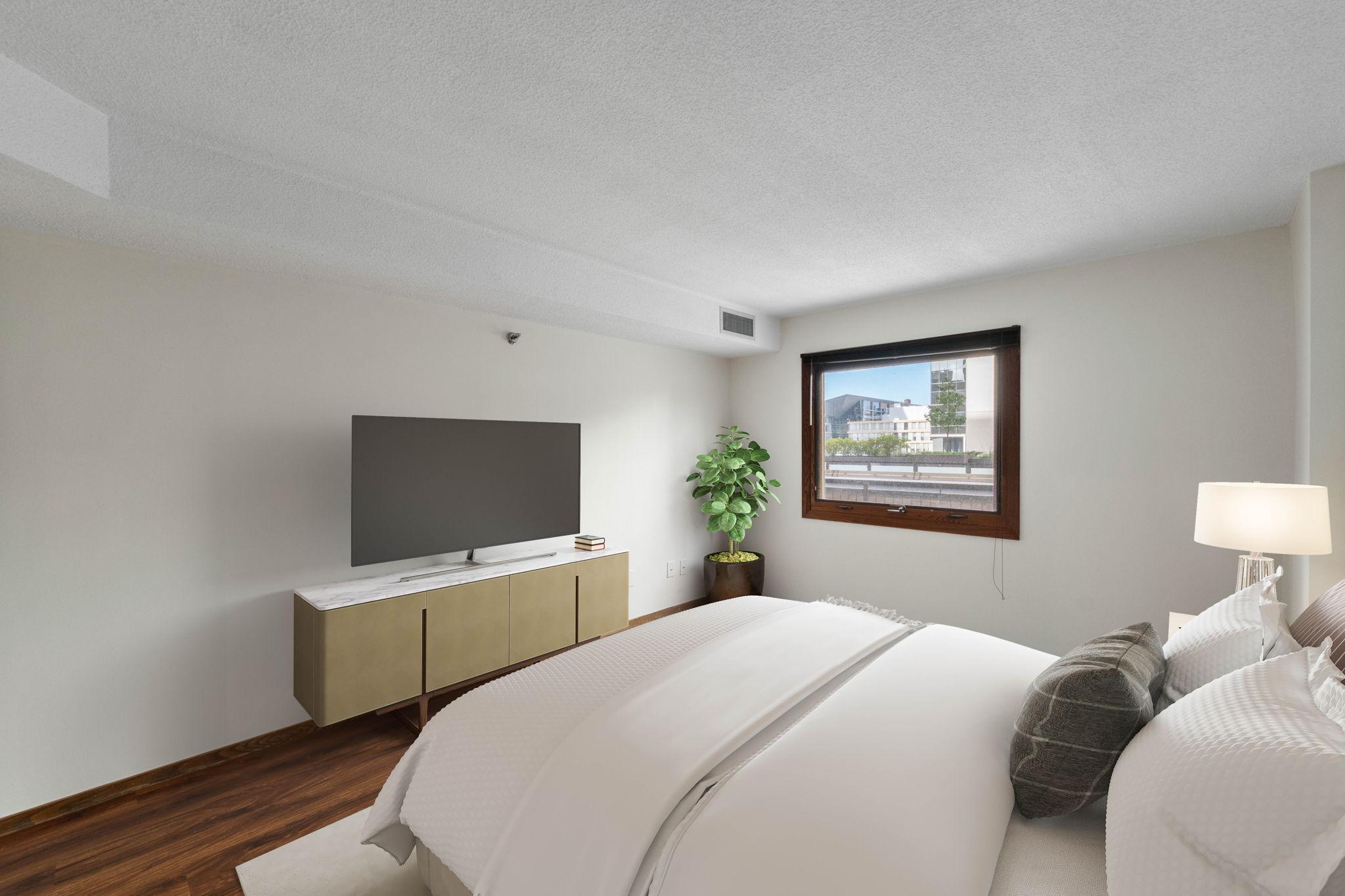 121 Washington Avenue S Unit: 305