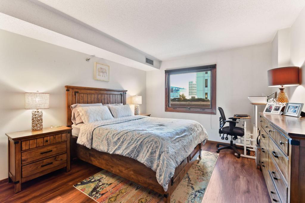 121 Washington Avenue S Unit: 305