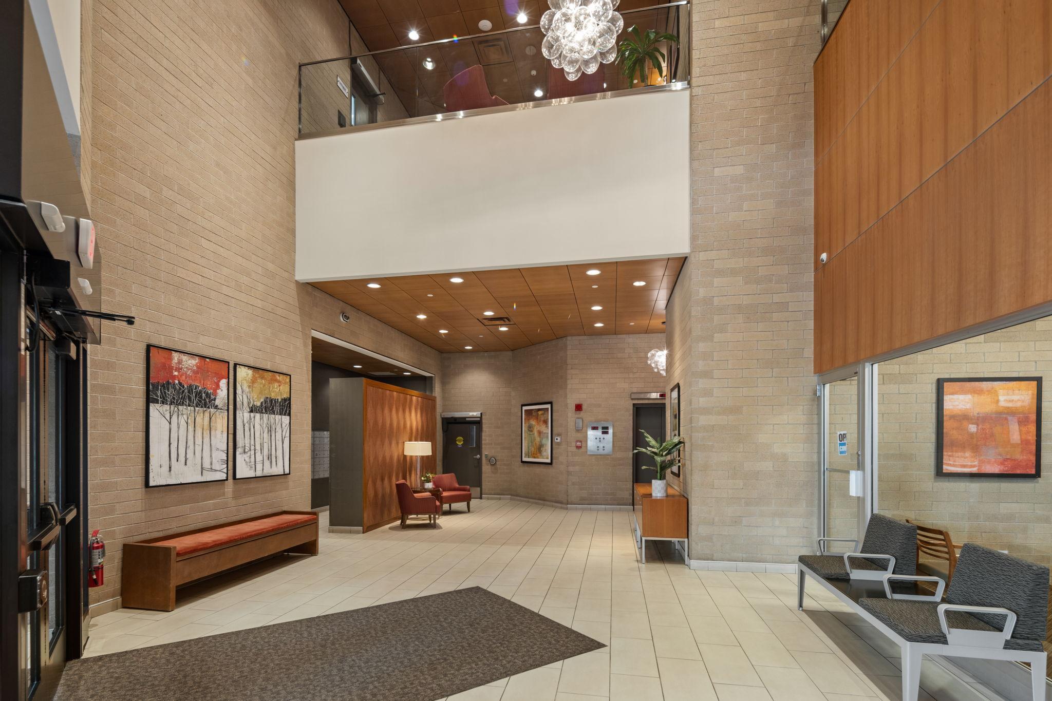 121 Washington Avenue S Unit: 305
