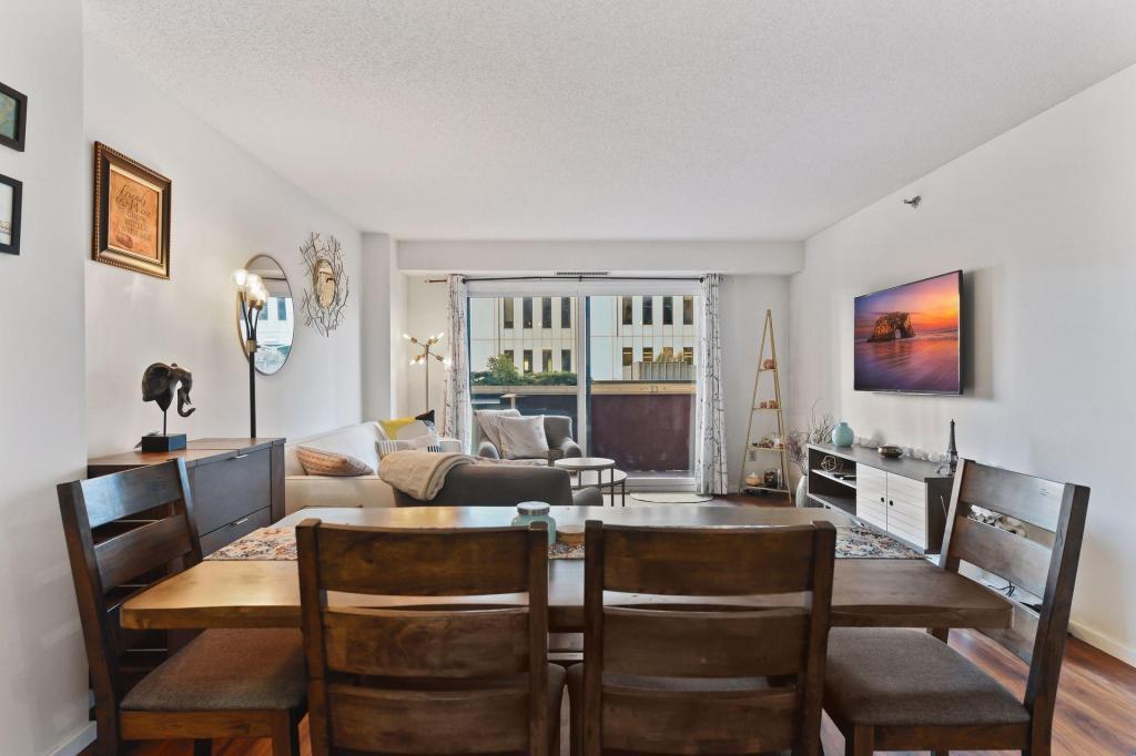 121 Washington Avenue S Unit: 305