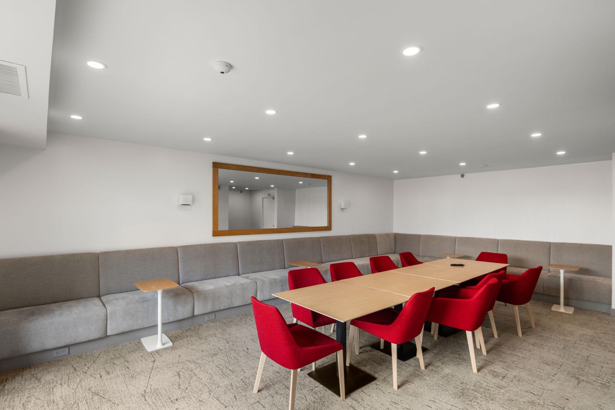 121 Washington Avenue S Unit: 305