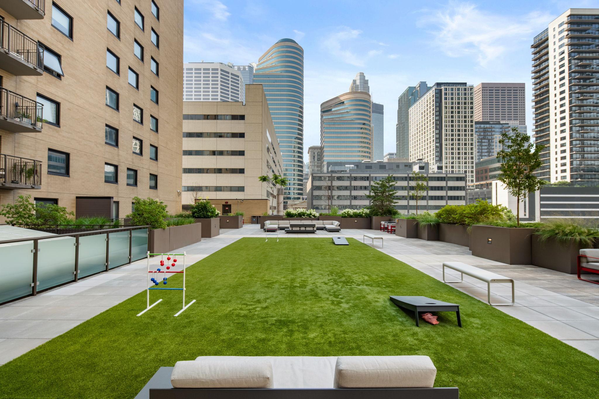 121 Washington Avenue S Unit: 305