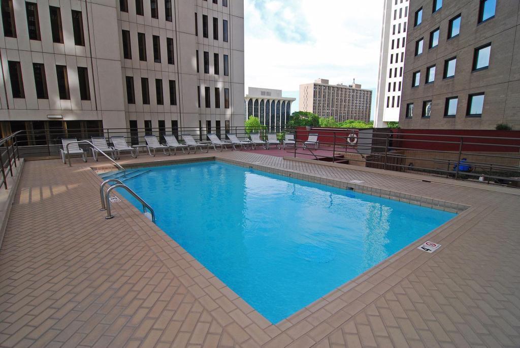 121 Washington Avenue S Unit: 305