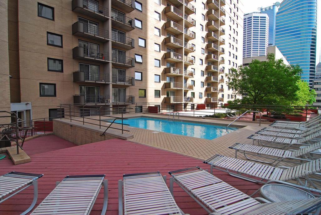 121 Washington Avenue S Unit: 305