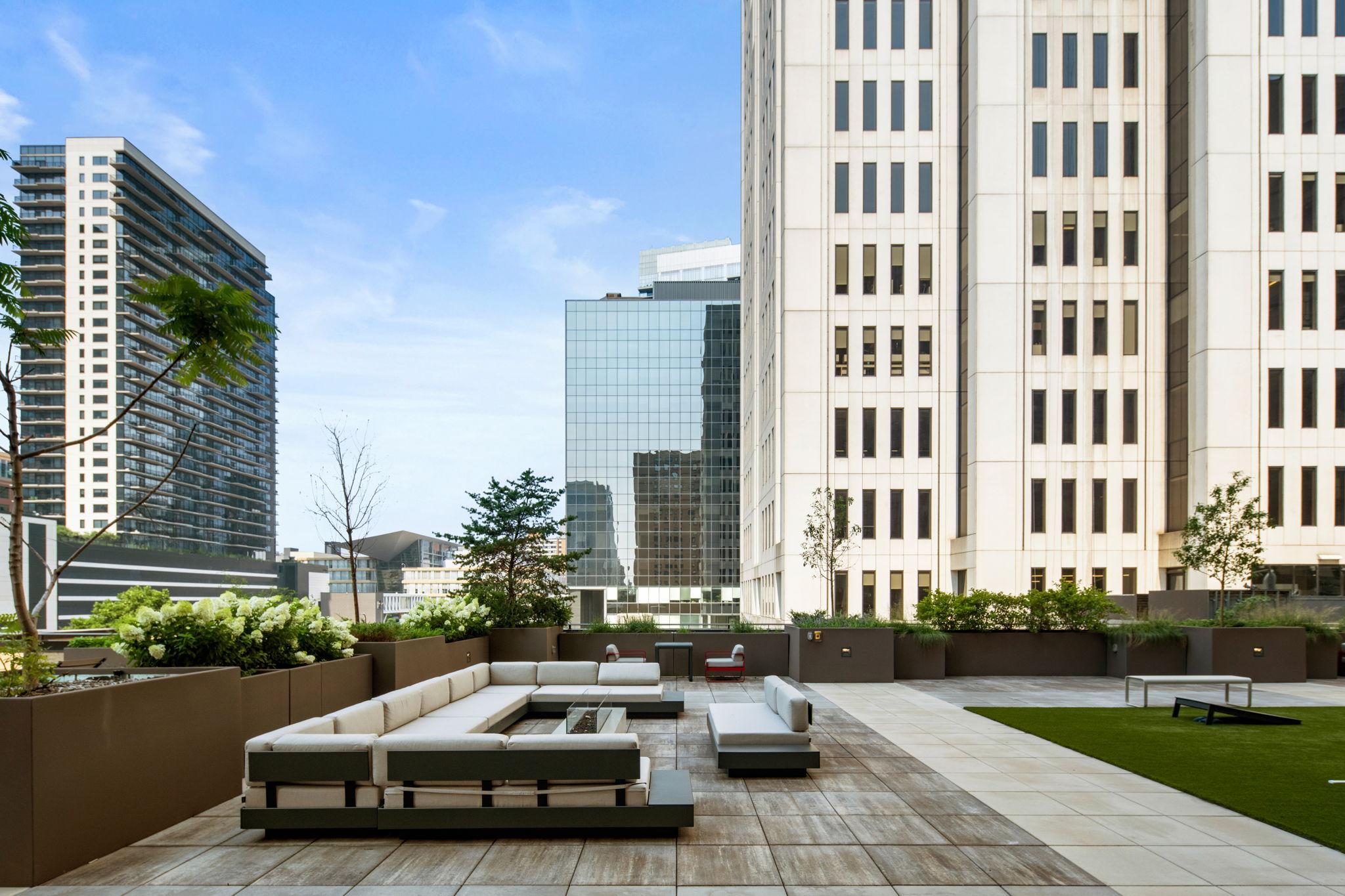 121 Washington Avenue S Unit: 305