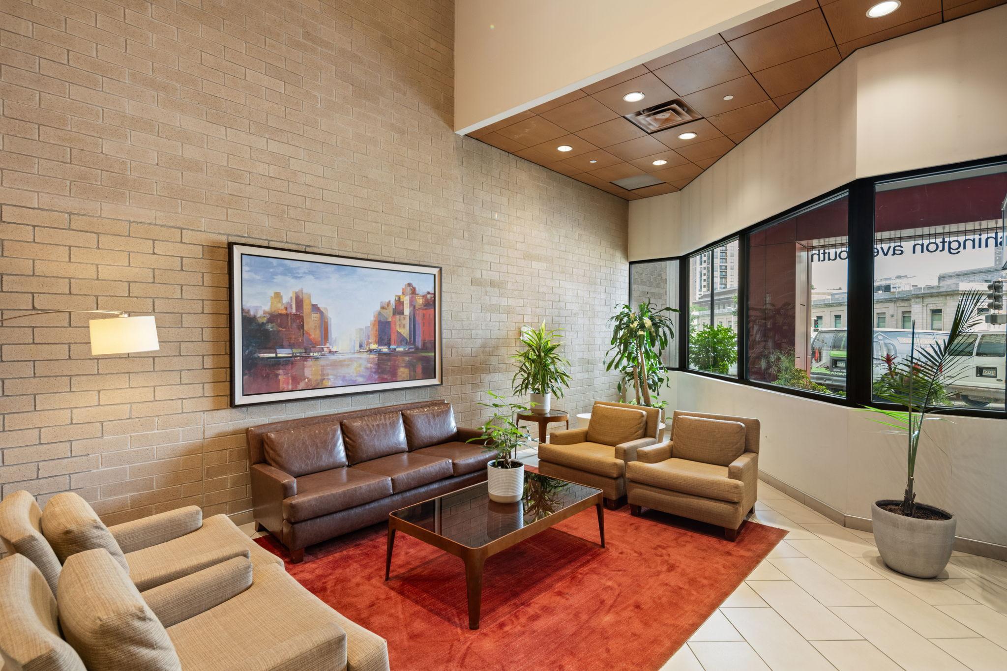 121 Washington Avenue S Unit: 305