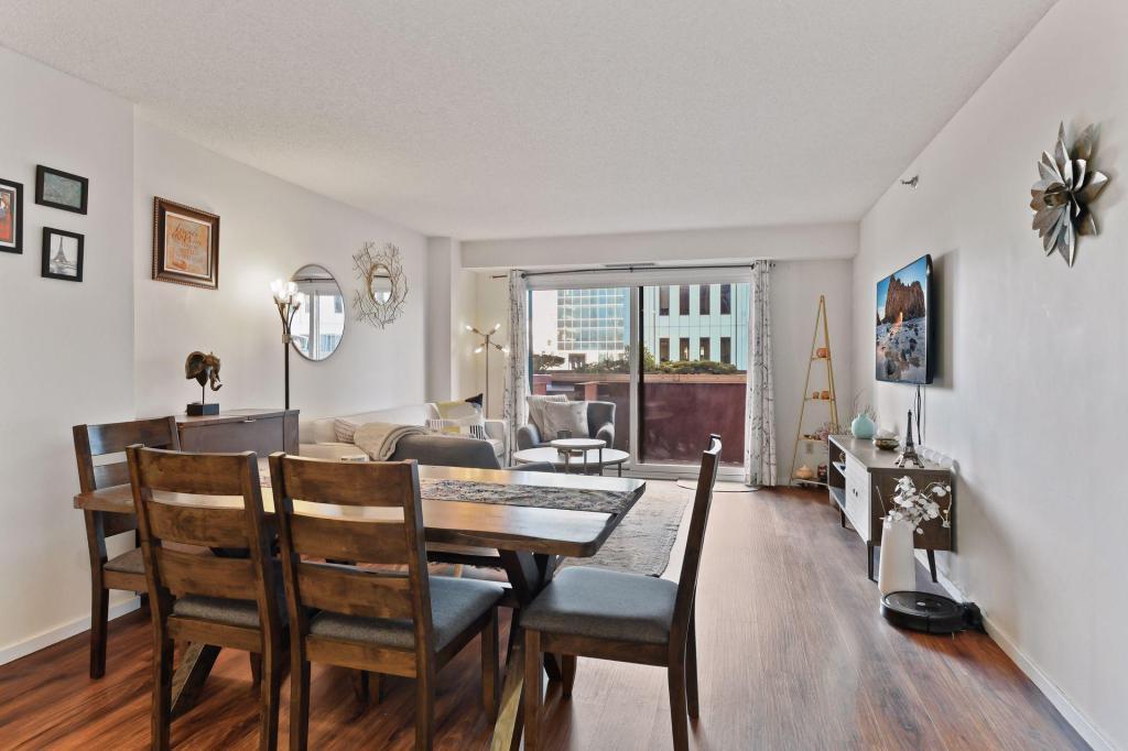 121 Washington Avenue S Unit: 305