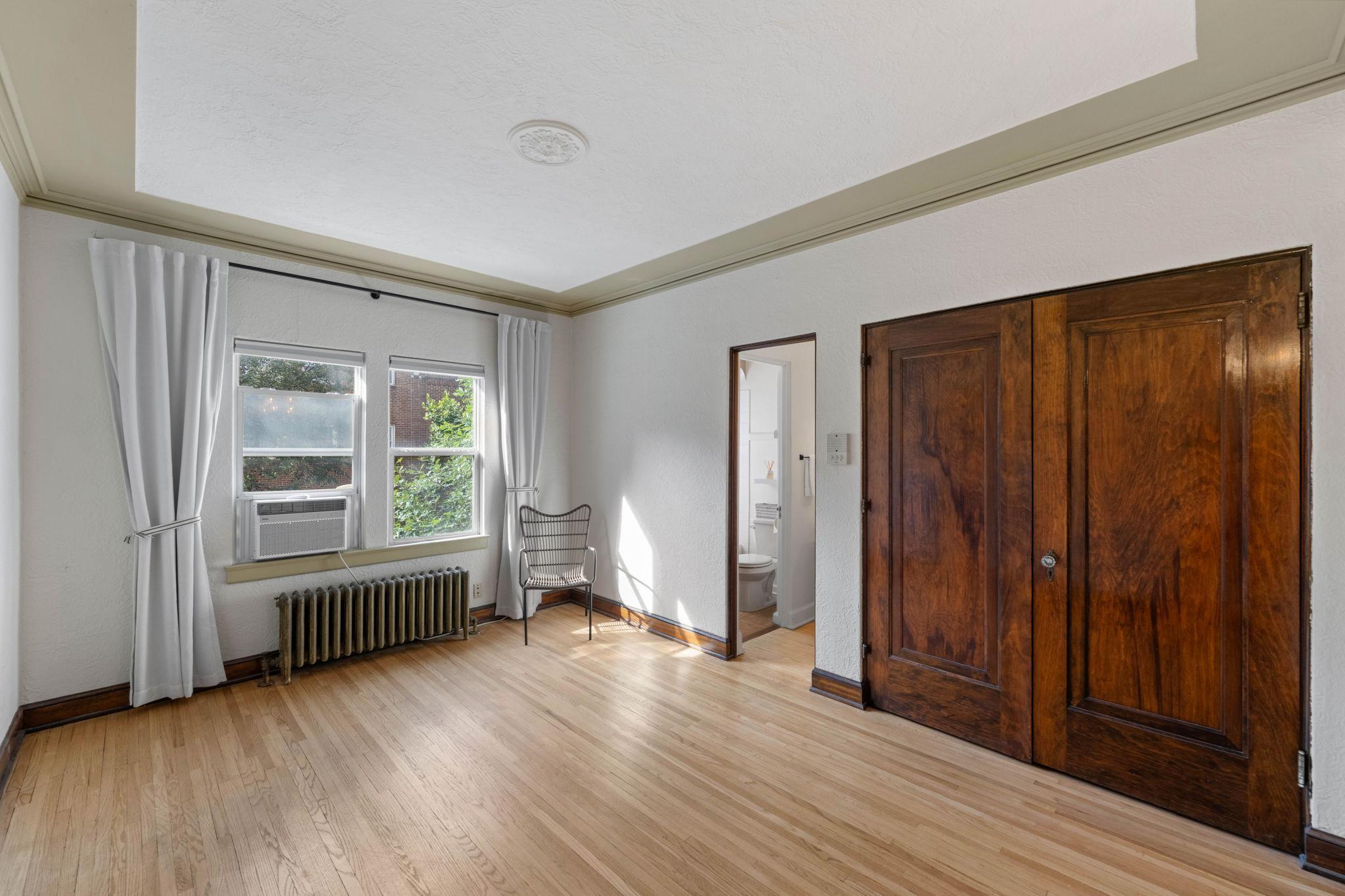 3252 Fremont Avenue S Unit: 203