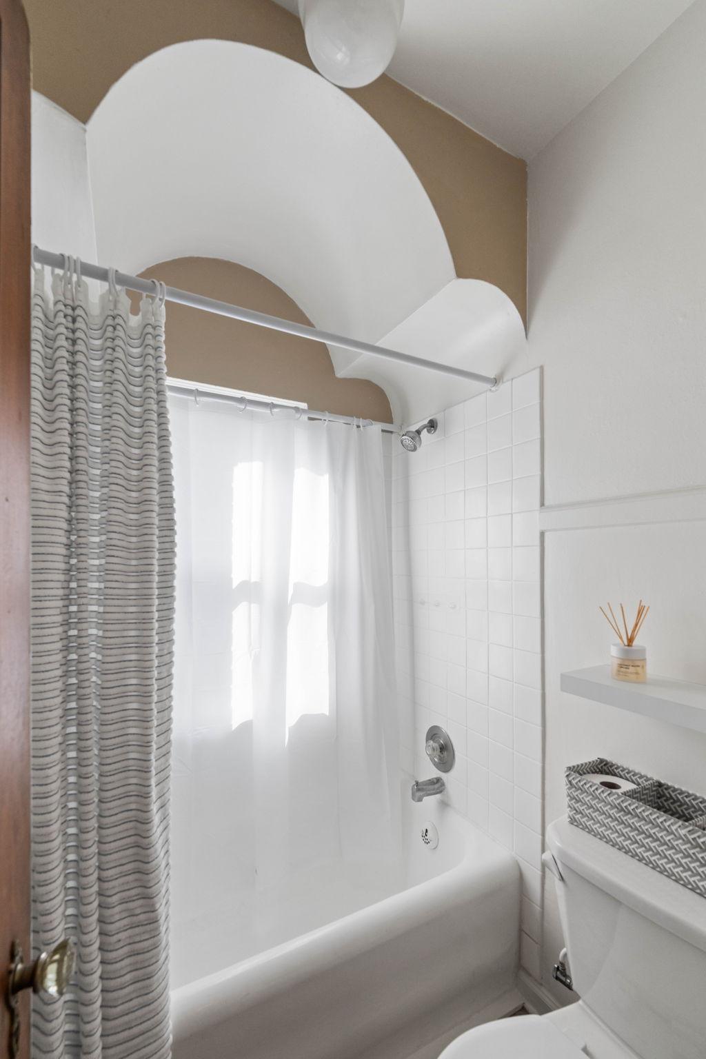 3252 Fremont Avenue S Unit: 203