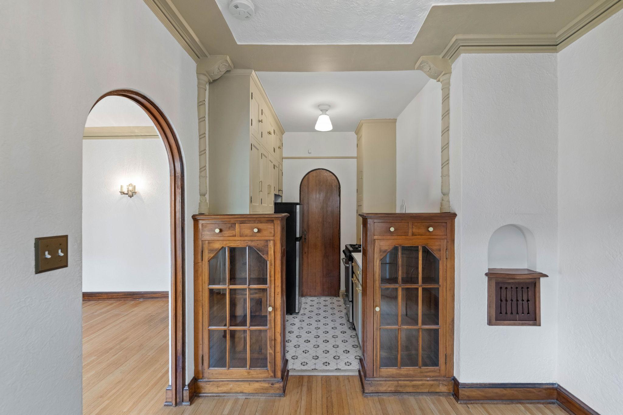 3252 Fremont Avenue S Unit: 203