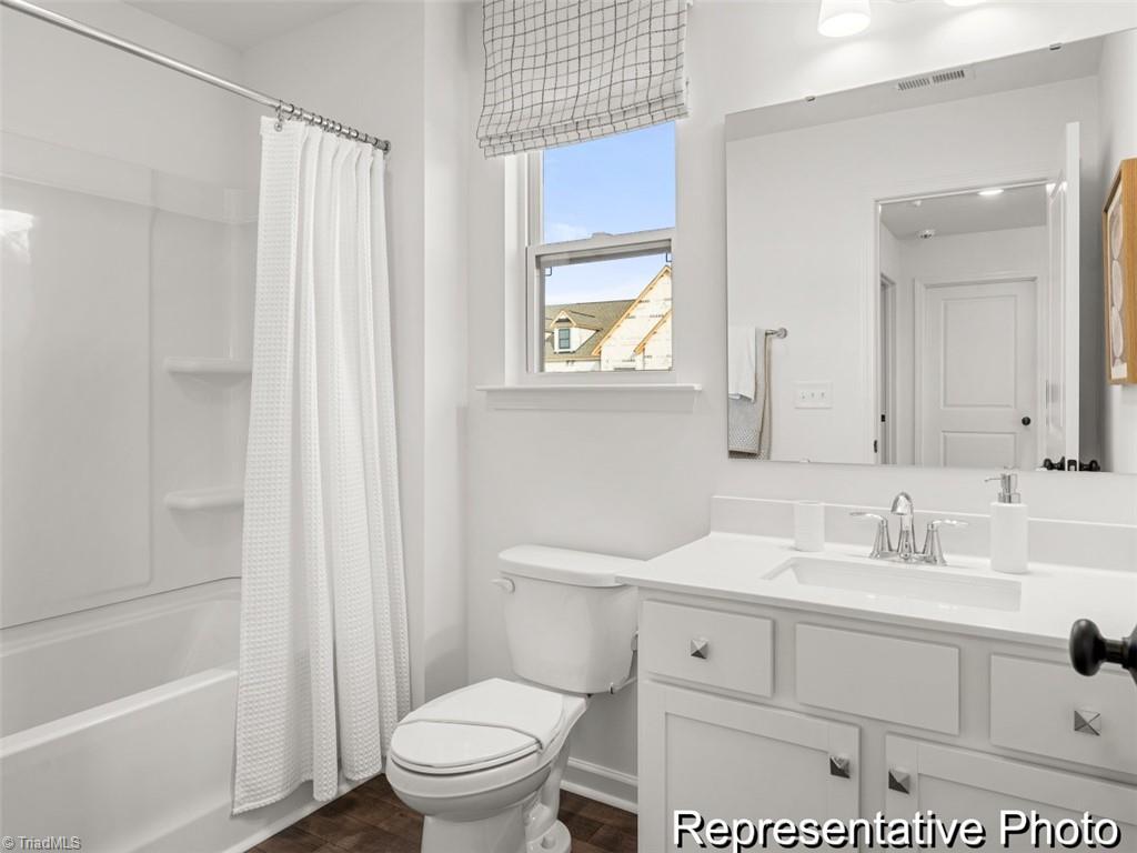 1000 Aubrieta Street # 105