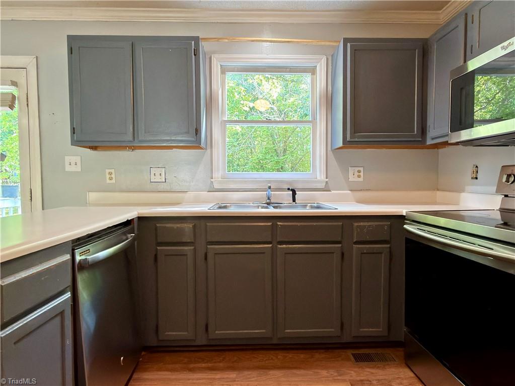 3 Swiftcreek Court