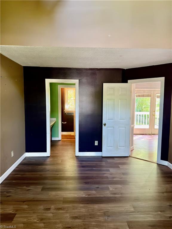 3 Swiftcreek Court