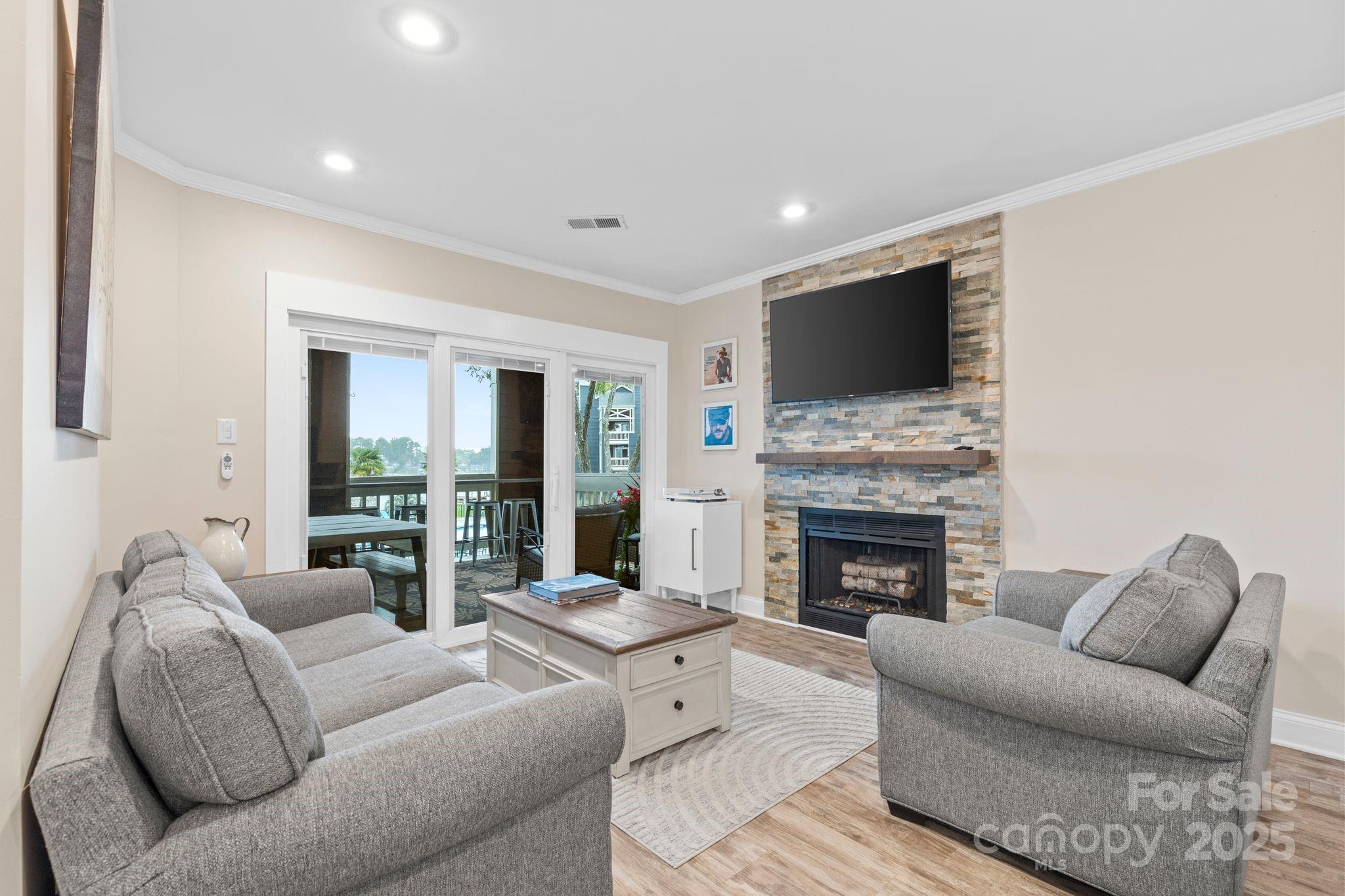 2121 Regatta Lane Unit: 209