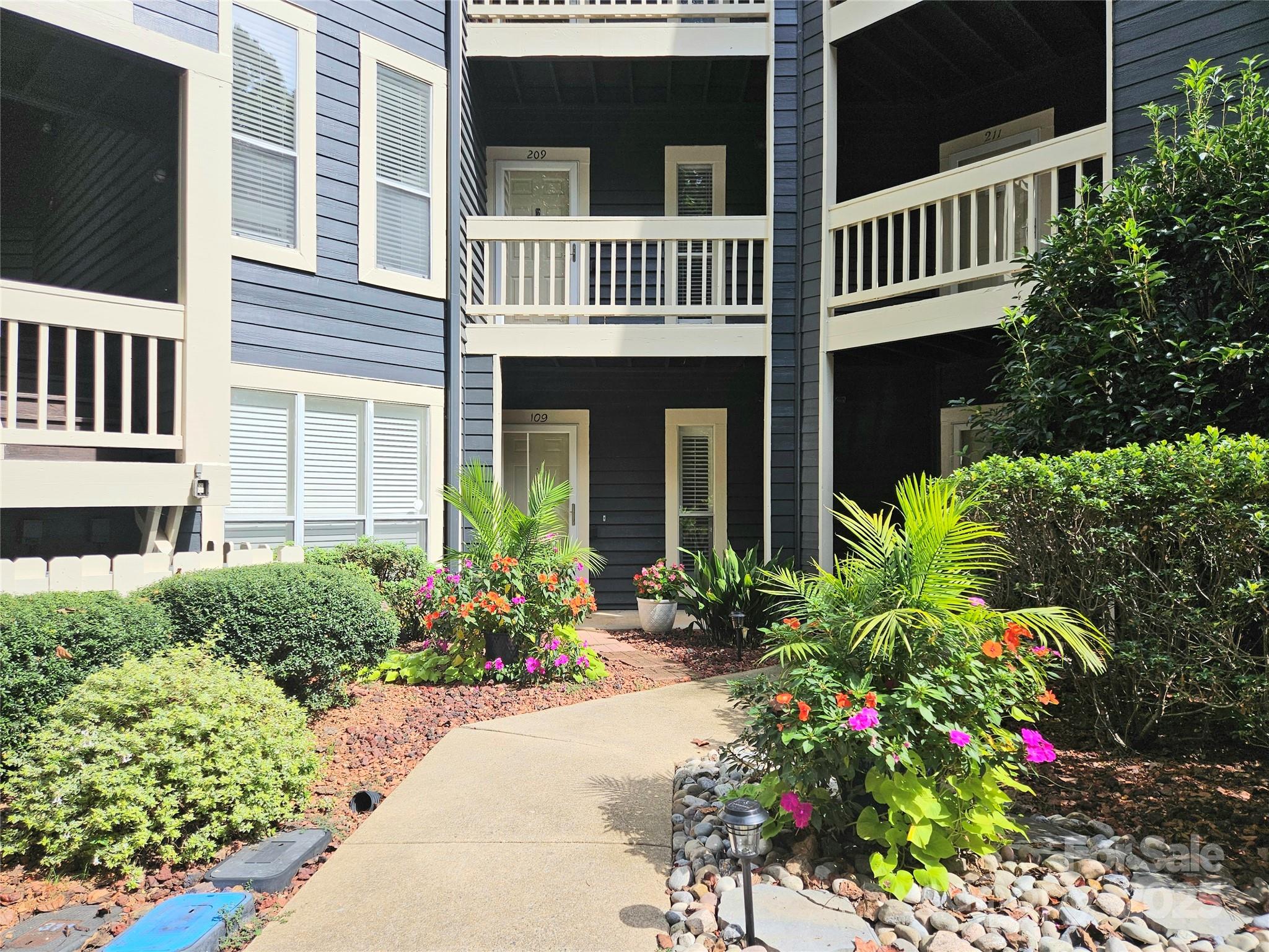 2121 Regatta Lane Unit: 209
