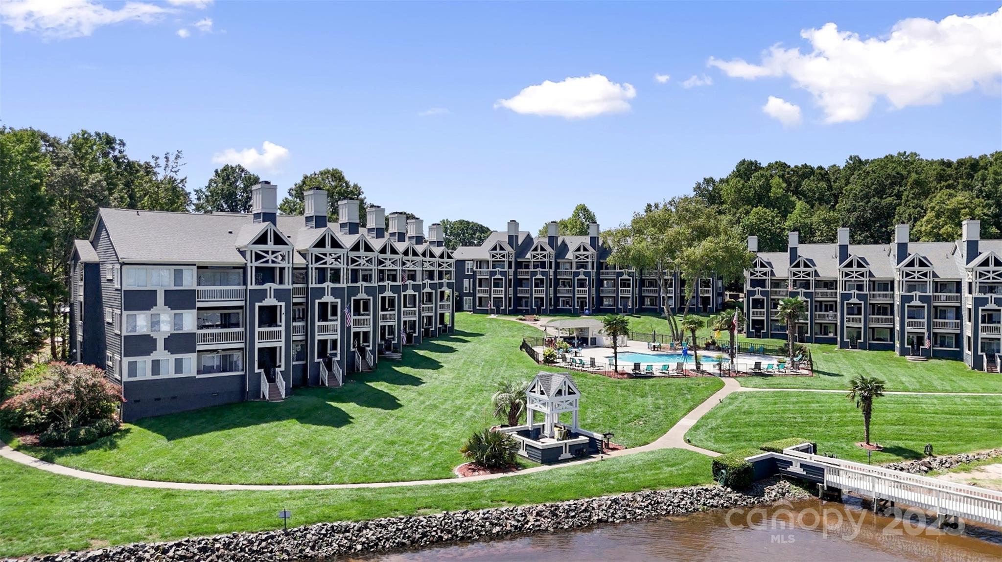 2121 Regatta Lane Unit: 209