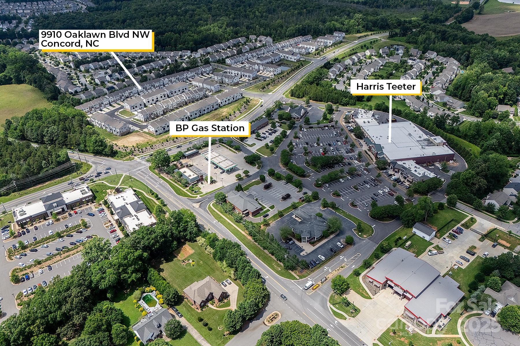 9910 Oaklawn Boulevard NW