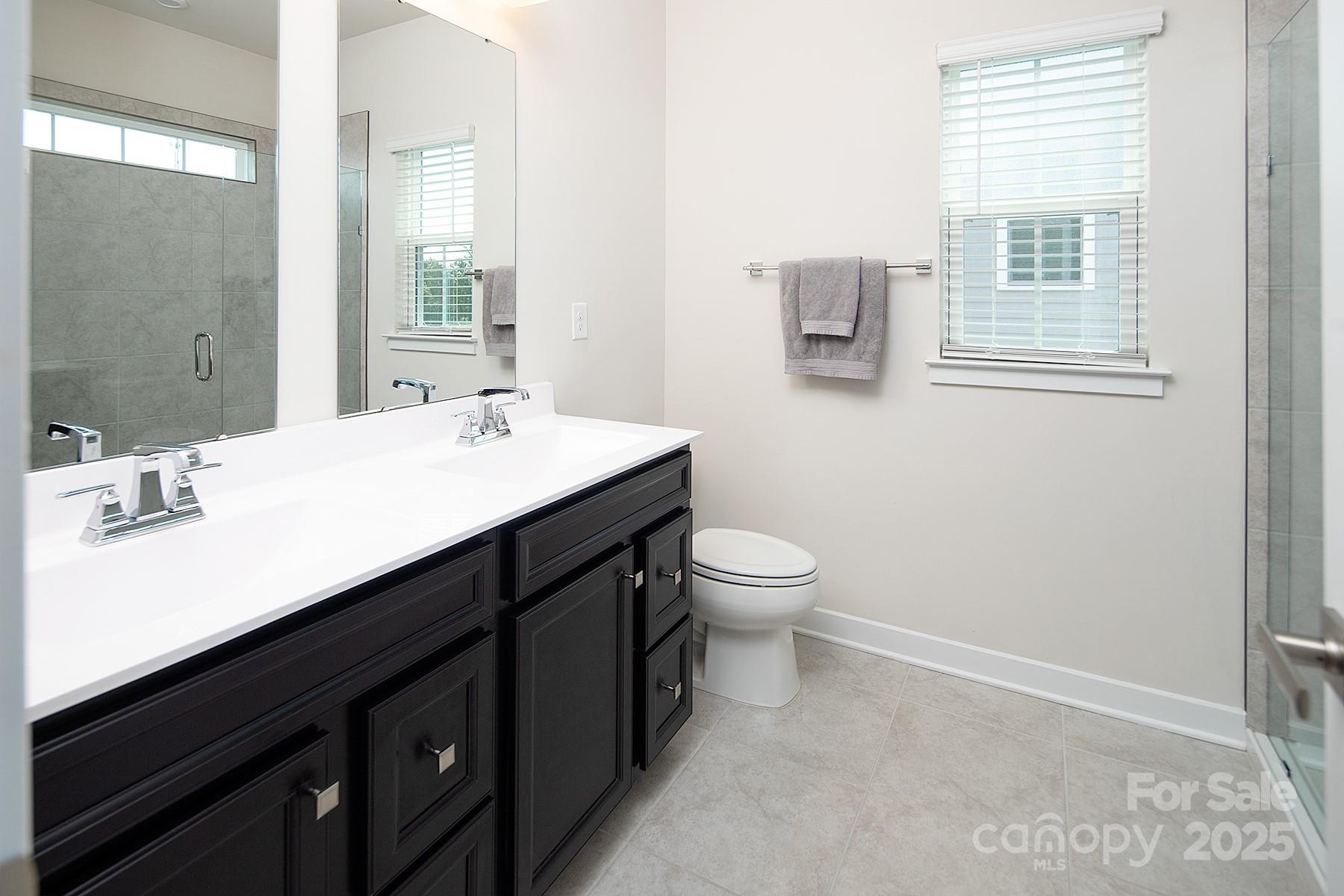 9910 Oaklawn Boulevard NW