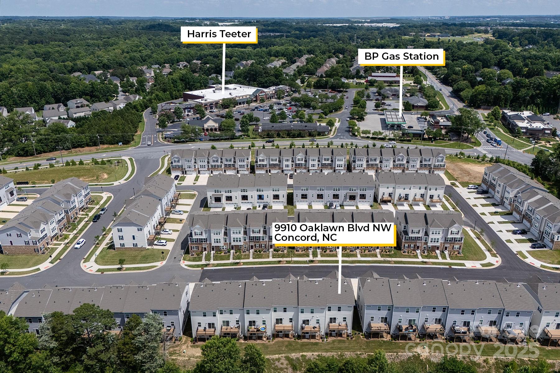 9910 Oaklawn Boulevard NW