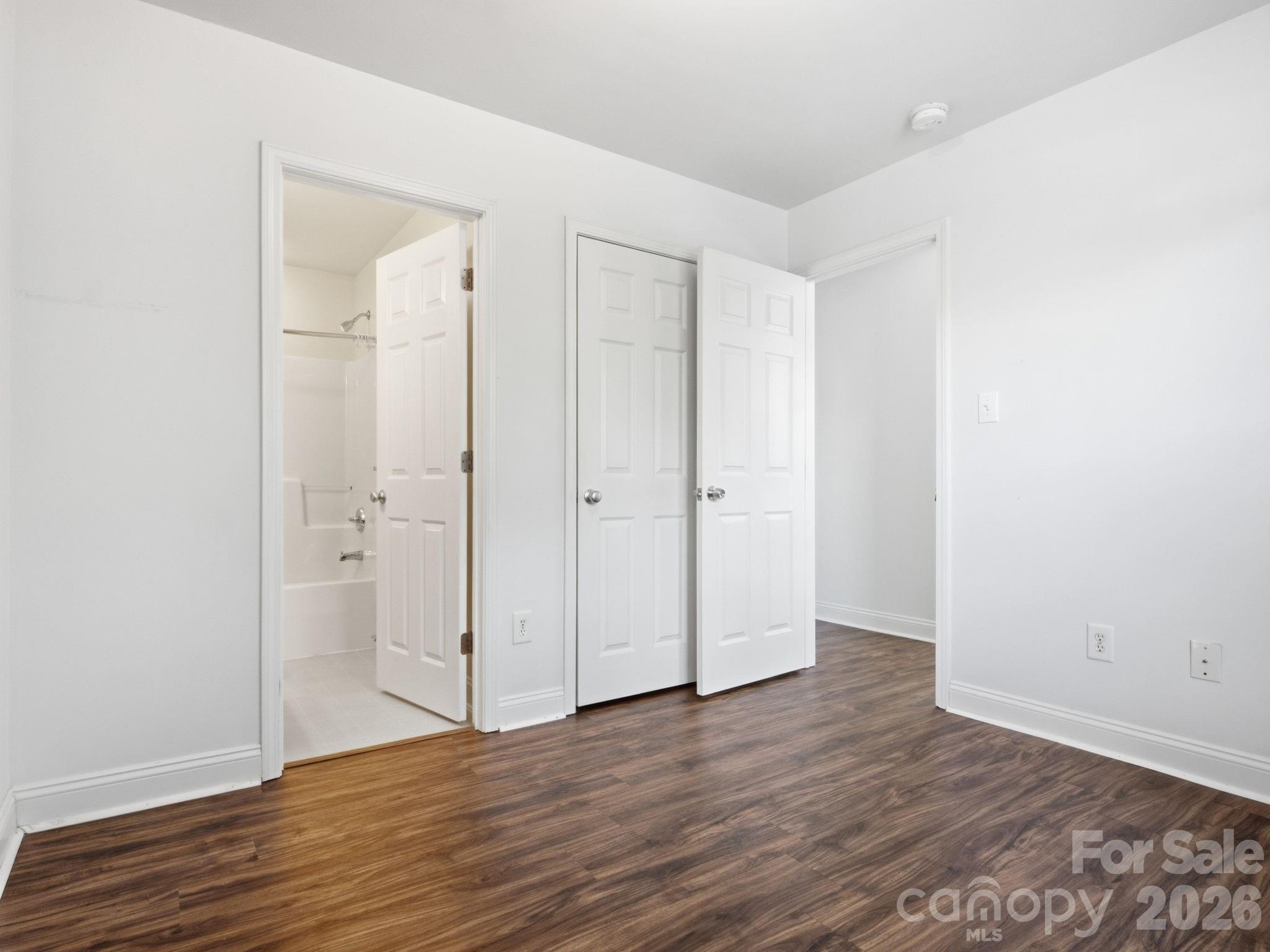 921 Ashworth Drive