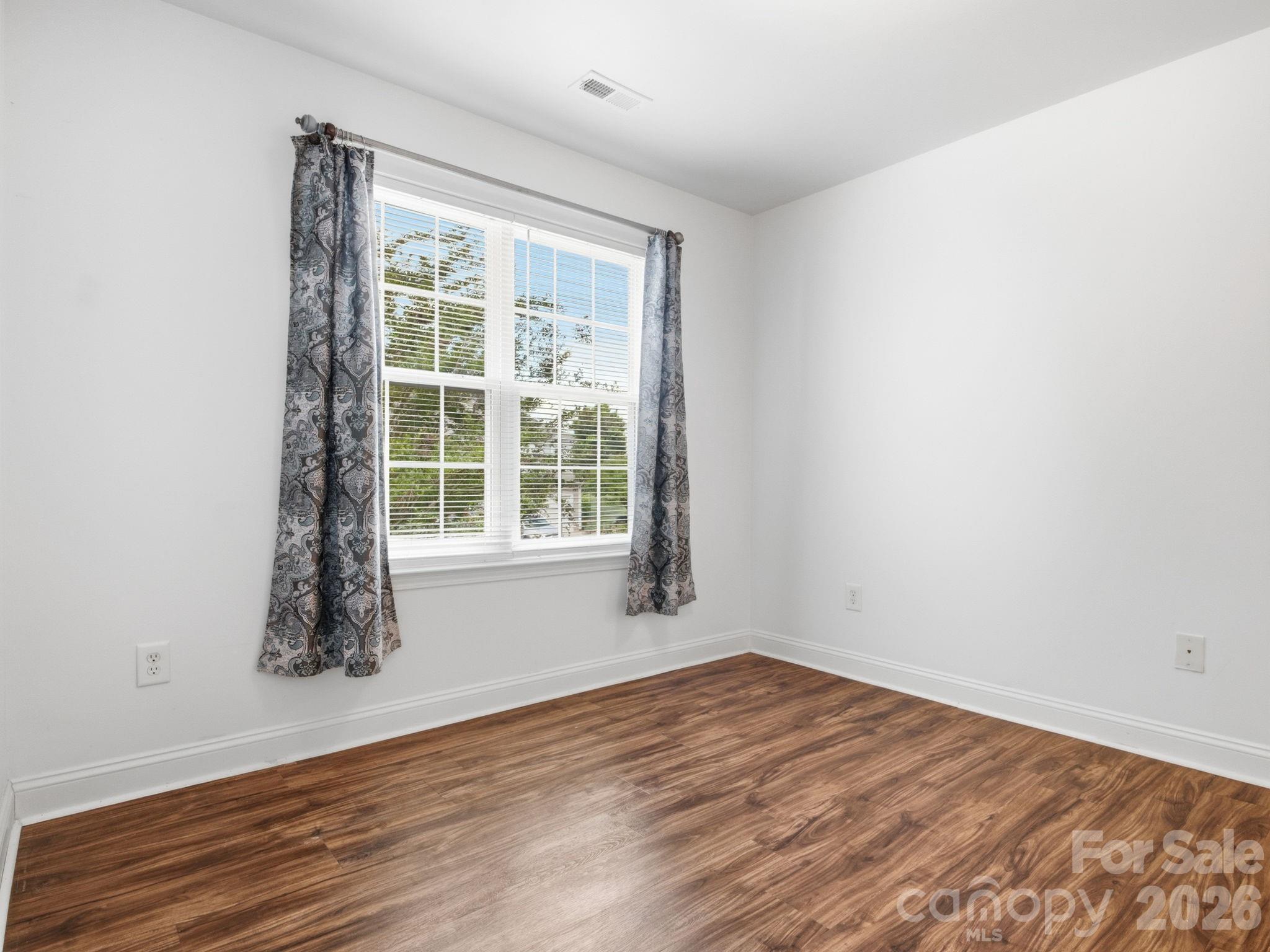 921 Ashworth Drive