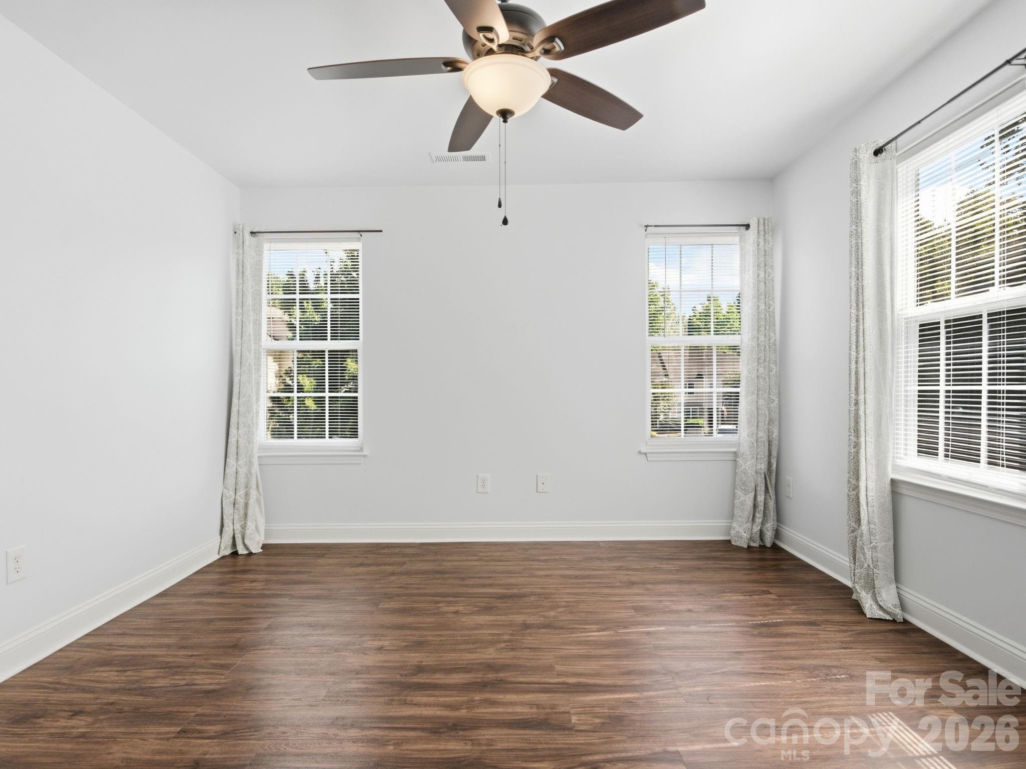 921 Ashworth Drive