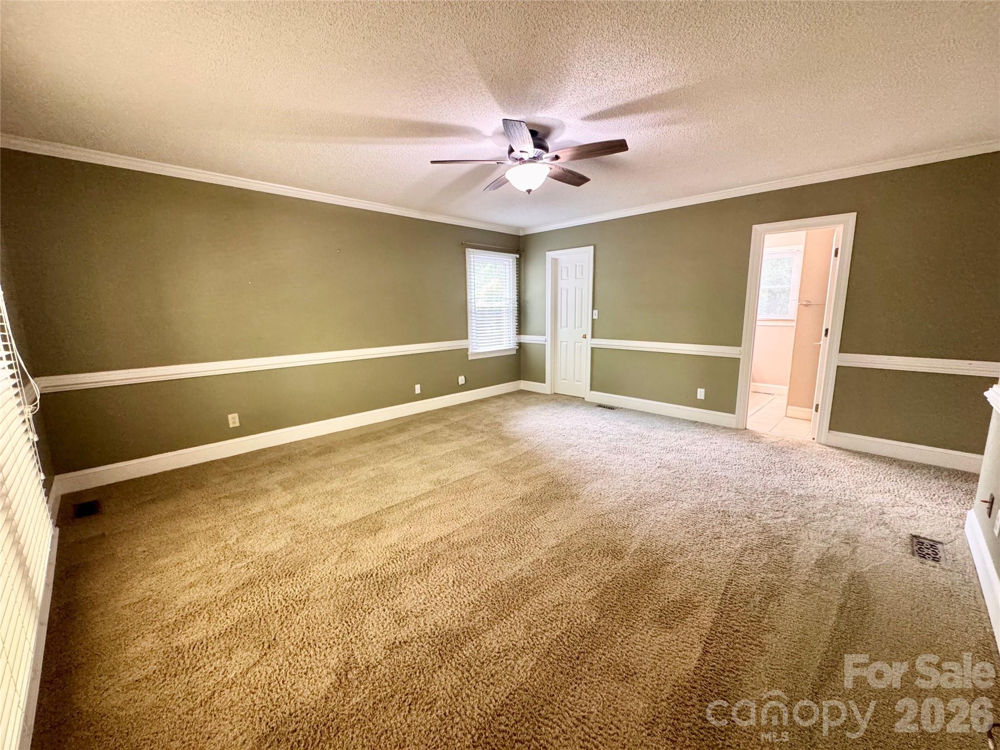 271 Ikerd Drive SE