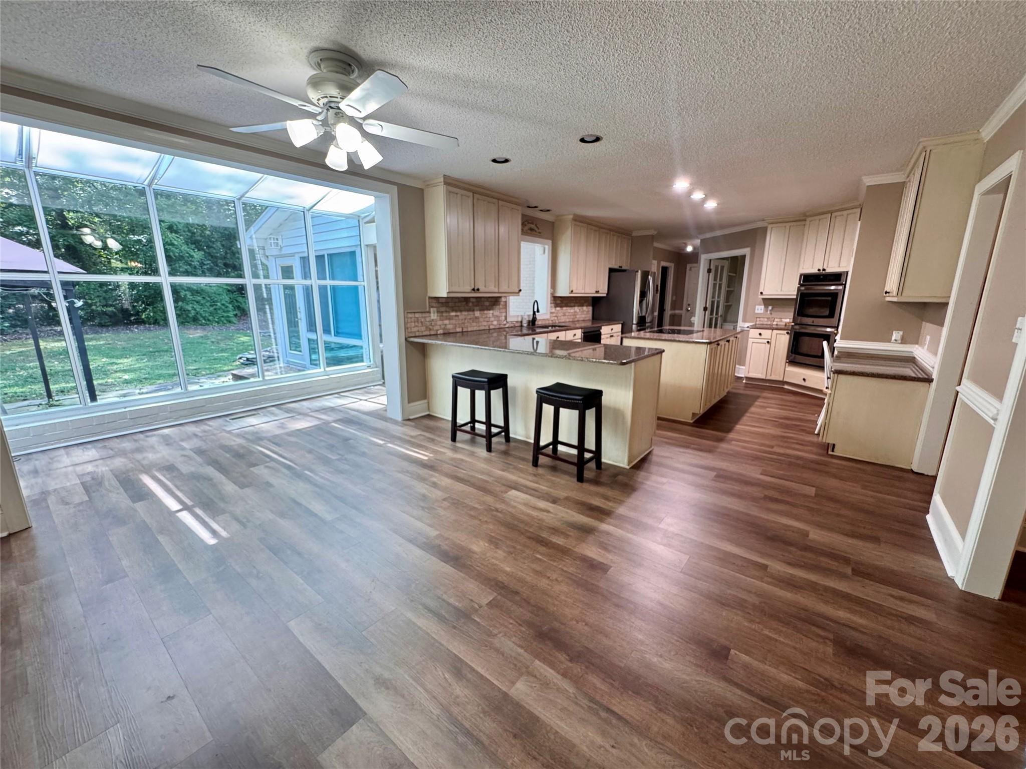 271 Ikerd Drive SE
