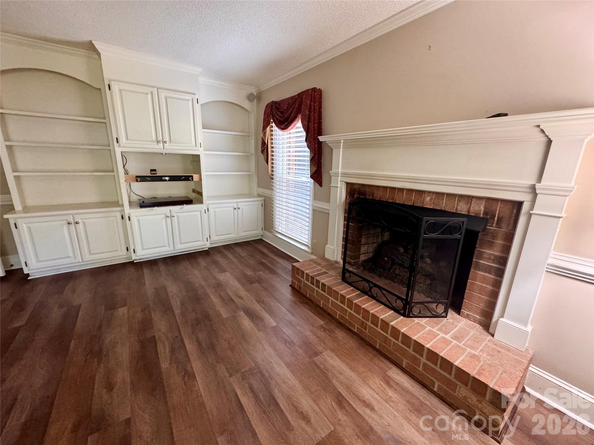 271 Ikerd Drive SE