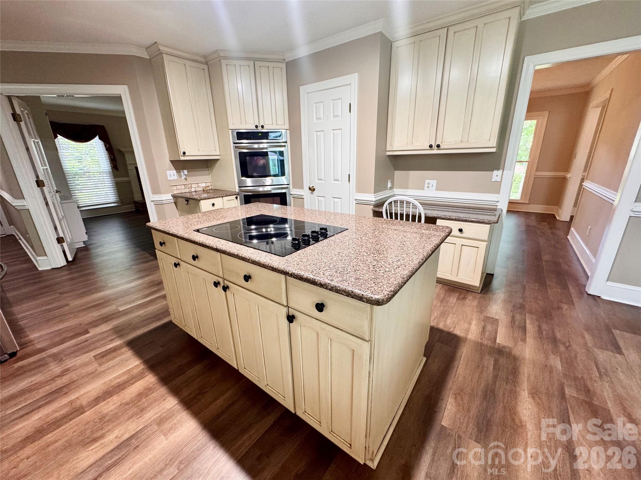 271 Ikerd Drive SE