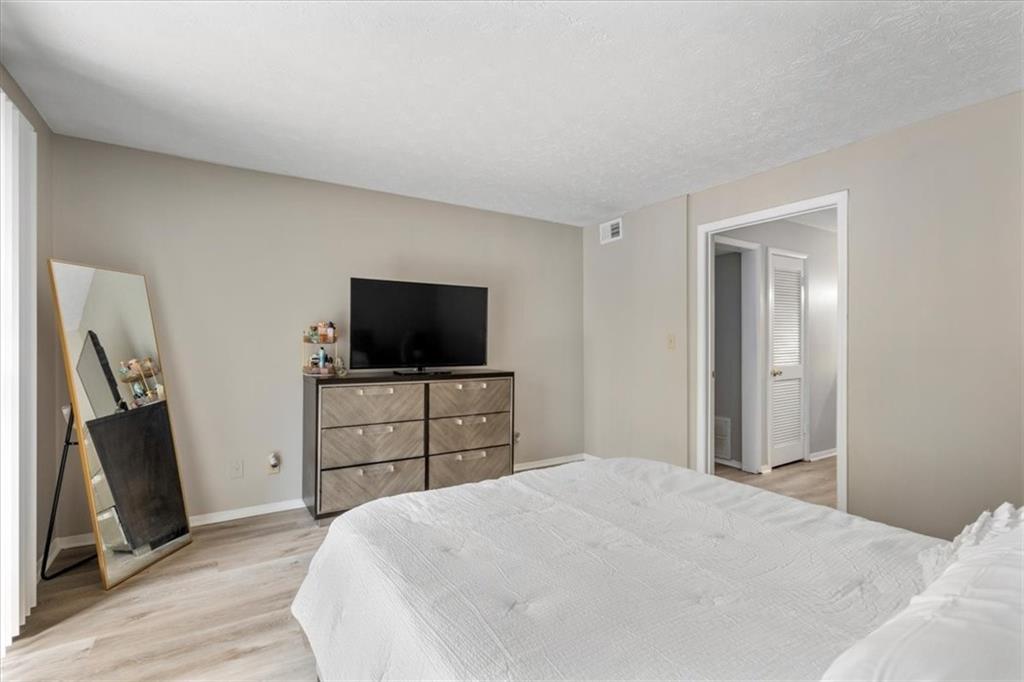 214 Smokerise Circle SE