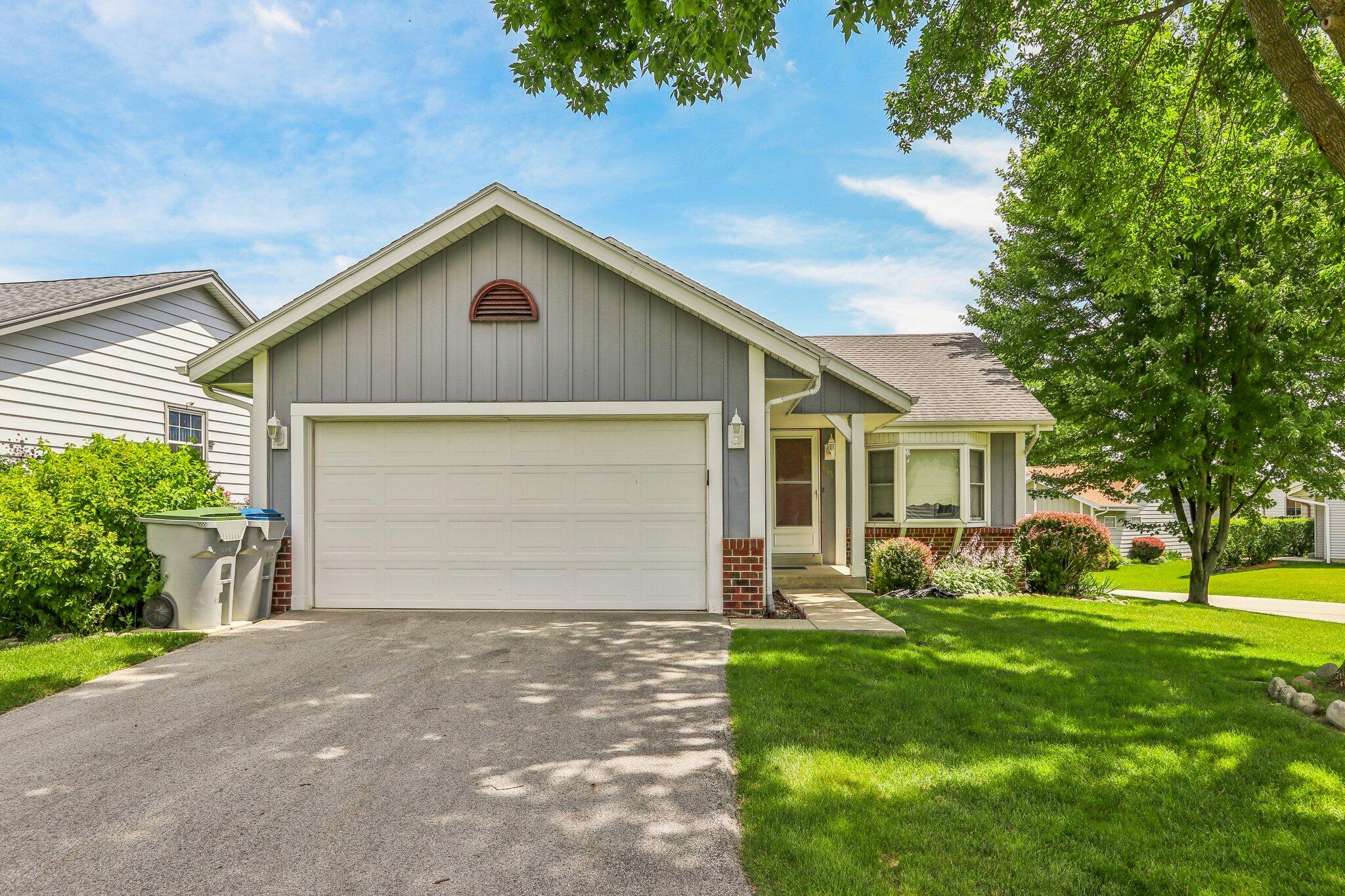8104 N Denmark Ct