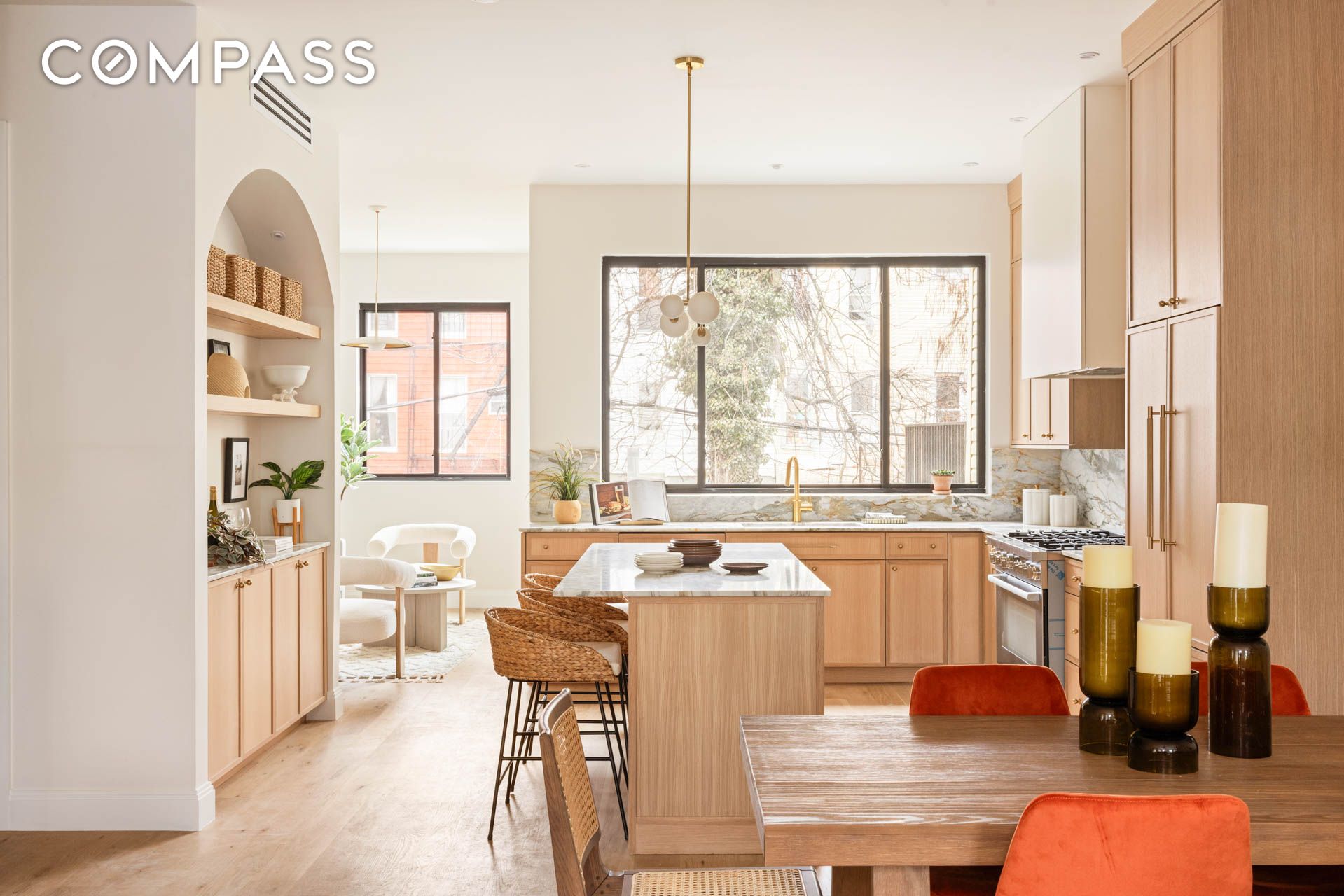 599 Van Buren Street