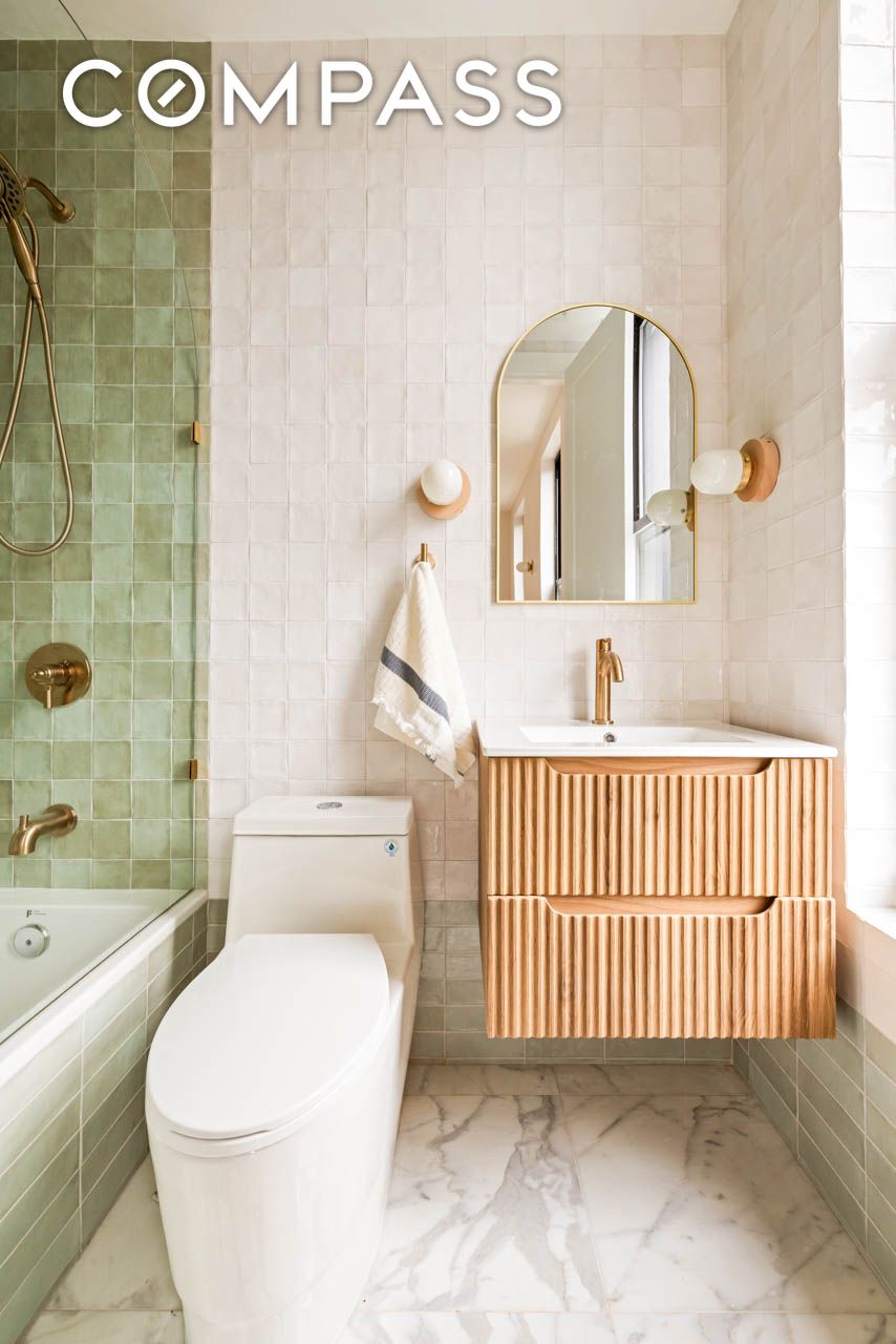 599 Van Buren Street