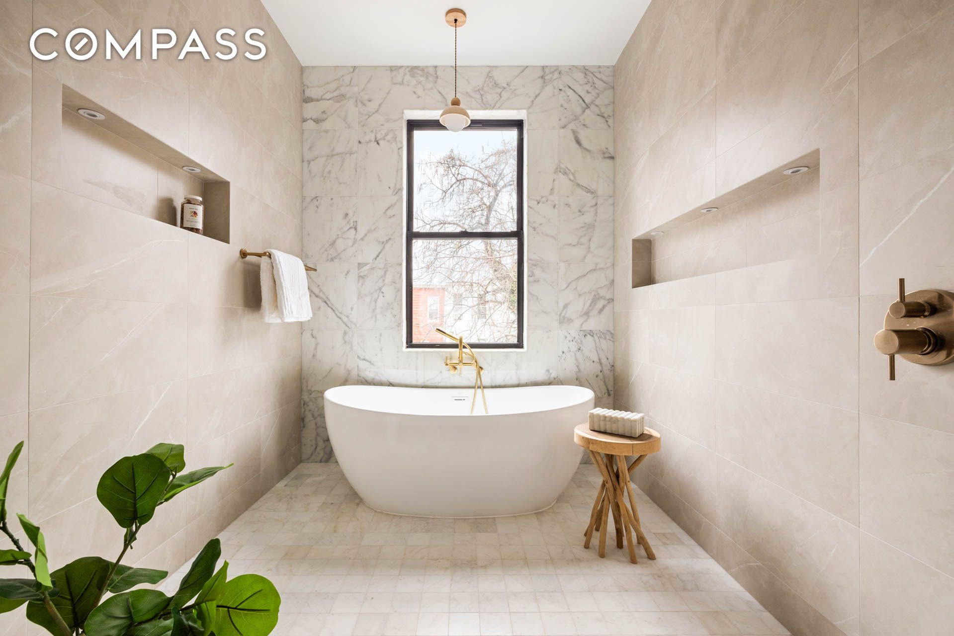 599 Van Buren Street