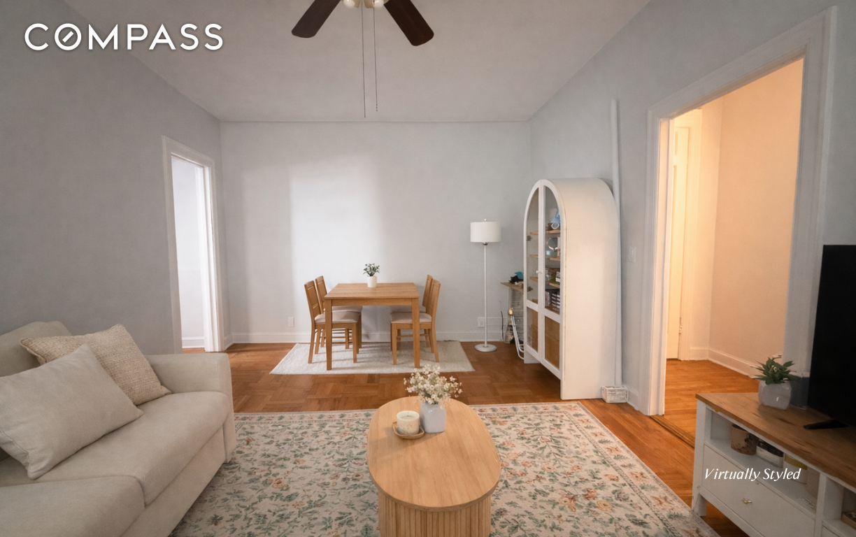 7002 Ridge Boulevard C7